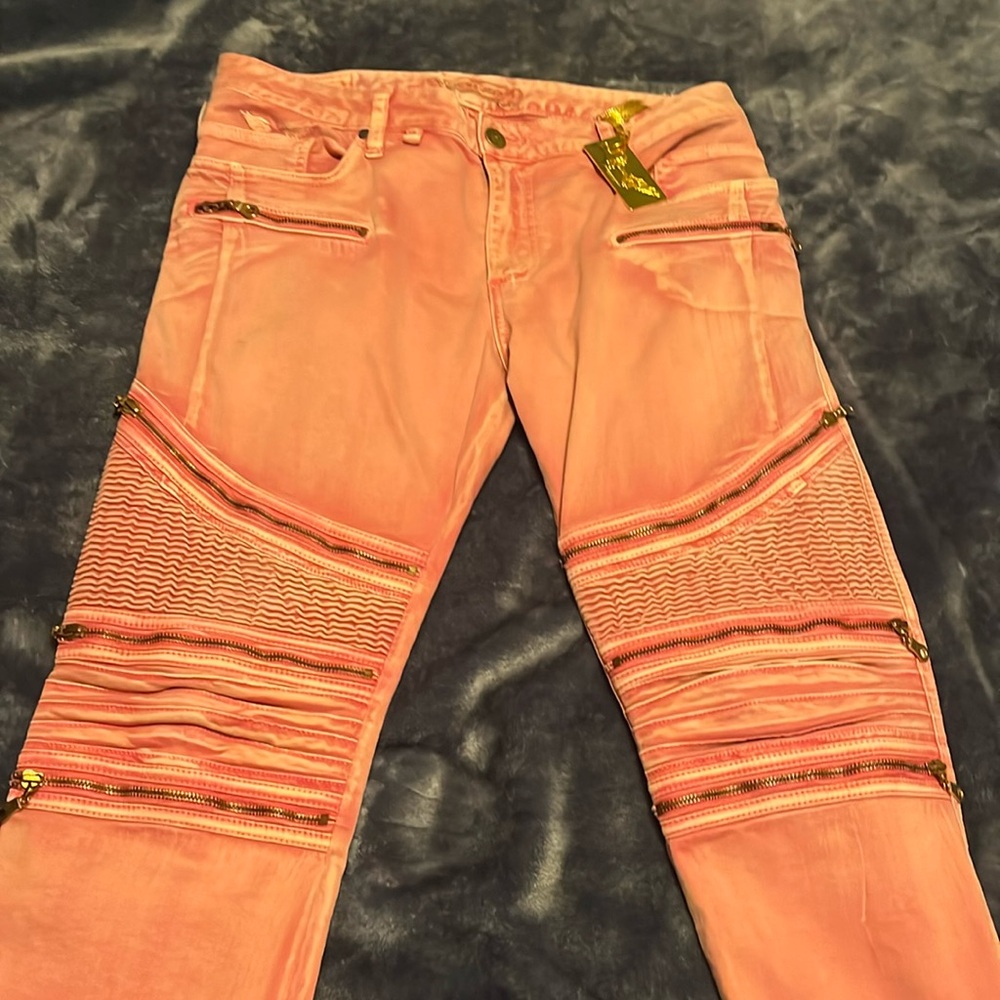 Size 34 worn once pair of mens Robins Jean.